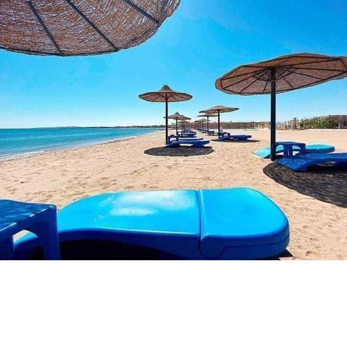 Cecelia resort private chalets