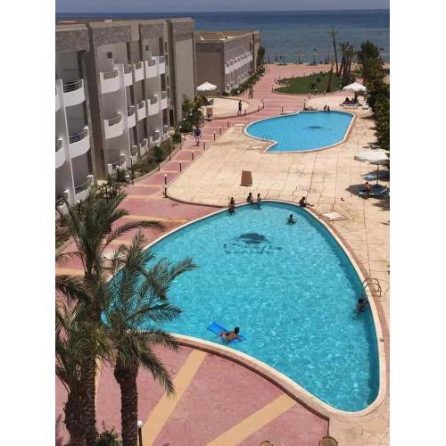 Cecelia resort