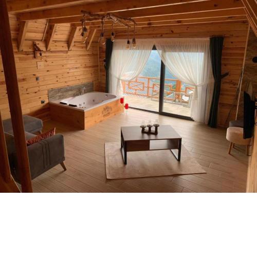 CELAZENİ BUNGALOV