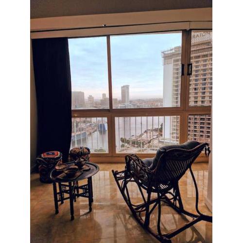 Central Apartment with a Panoramic View over Cairo