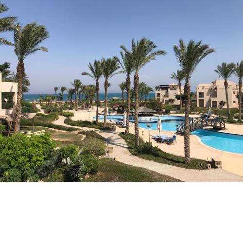 Chalet with Roof at Laguna Bay- Ain Sokhna - شالية غرفتين مكيف بالكامل بالرووف قرية لاجونا باي - العين السخنة