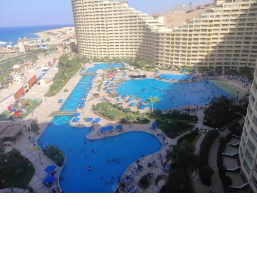 Chalets at Pyramids Porto Sokhna by Easy Rent 2