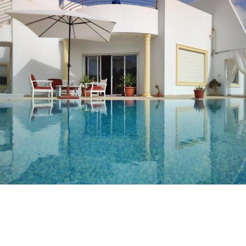 Chambres d'hôtes Conviviales avec piscine privée Chambre Blue Lagune & Suite Azur