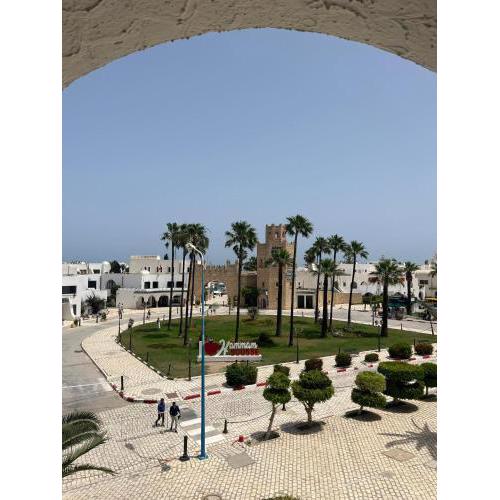 Charmant Bungalow avec Vue Panoramique sur le Port de Kantaoui à Sousse