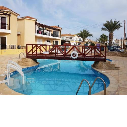 Charming 2 Bed. Ap. with swimming pool