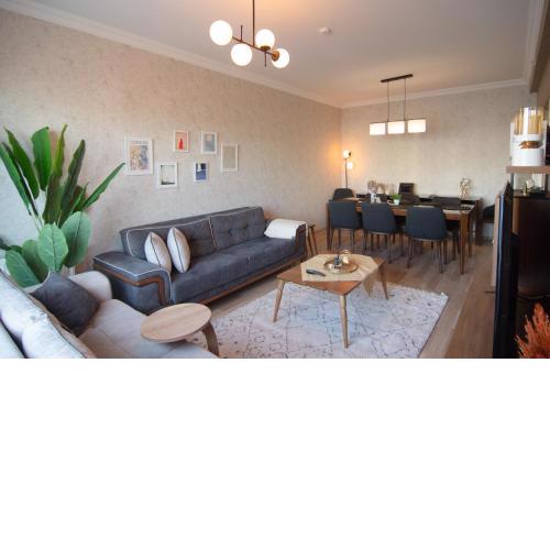Charming 3bdr Apt In The Heart Of Halkal Merkez