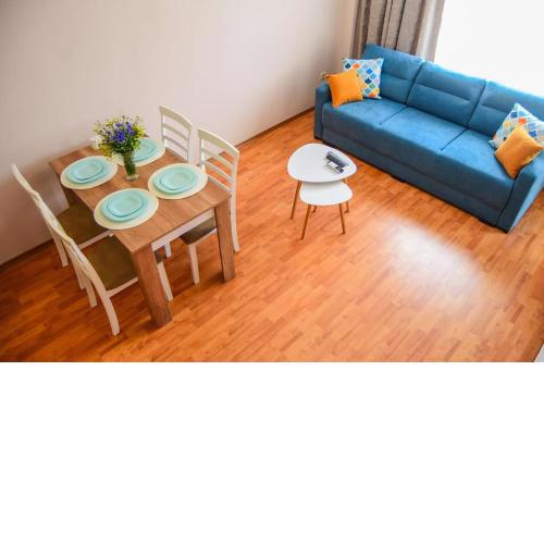 Charming sunny apartment+swimming pool