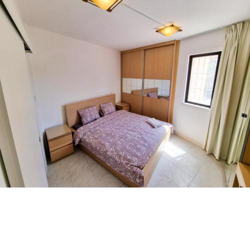 Cheer Up City Apartment, Near to the Finikoudes Beach