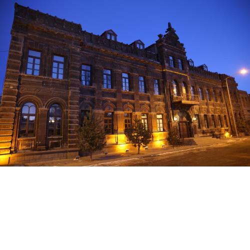Cheltikov Hotel