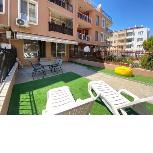 CHERNO MORE 1 N"95 Apart 2 Nessebar