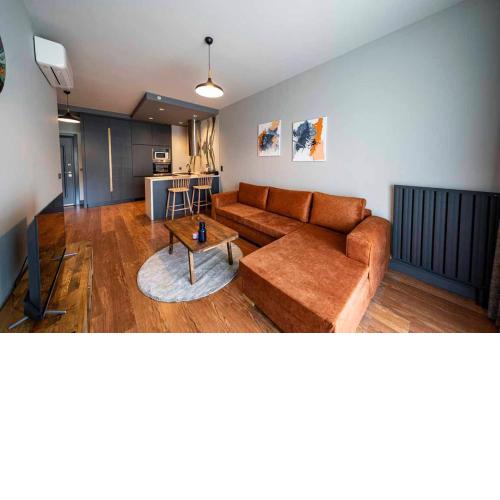 Chic&Modern 1Bedroom Apartment in Beyoğlu with Pool,Sauna,Garage,Gym and Securıty B76