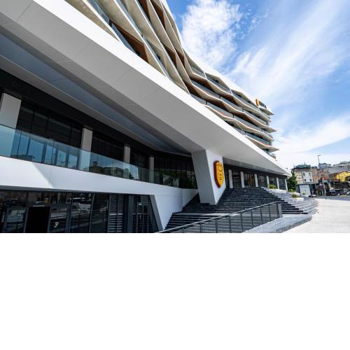 Chic&Modern 1Bedroom Apartment in Beyoğlu with Pool,Sauna,Garage,Gym and Securıty B7