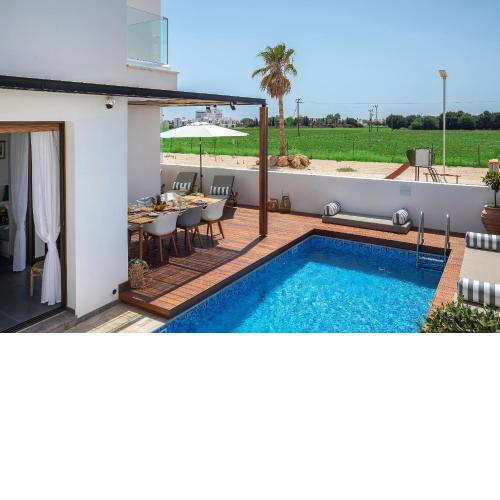 Chris Le Mare Luxury Villa