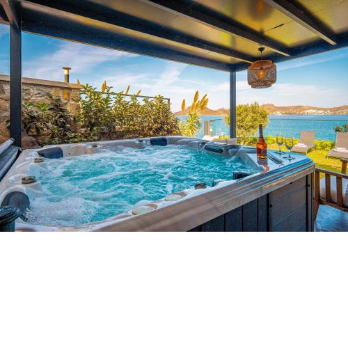 Çimentepe Residence Deluxe 2 - Villa with Jacuzzi in Yalikavak