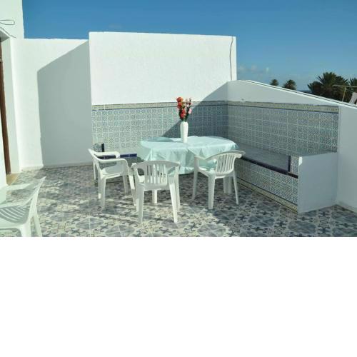 City Apartment sur le port de Mahdia Free Wifi