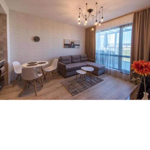 City Apartments Triumph