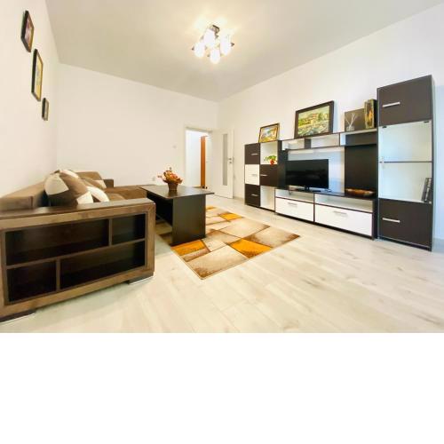 City Center 2-bedroom cosy apartment