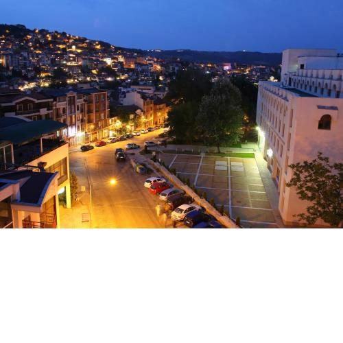 City Hotel
