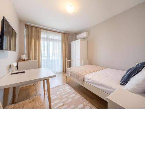 Cloud9 rooms