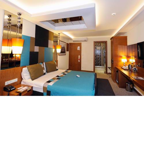 Collage Pera Hotel