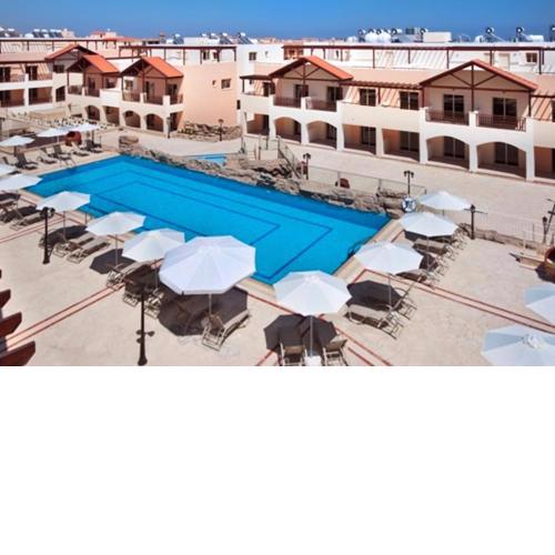 Comfortable Apartment in Larnaca with Shared Pool