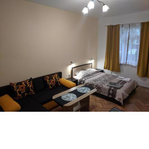 Convenient New Apartment Near Metro Station