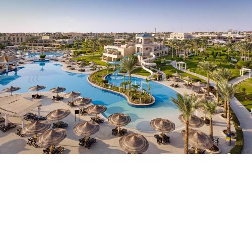 Coral Sea Holiday Resort and Aqua Park