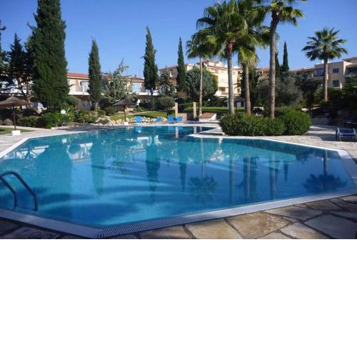 Corner townhouse in Regina Gardens, Pafos