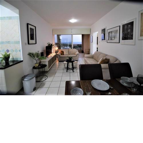 COSea Living: Seaside 2 Bedroom Flat Kings Palace 209