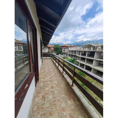 Cosy Mountain View Apartment - 200mbps Wi-fi