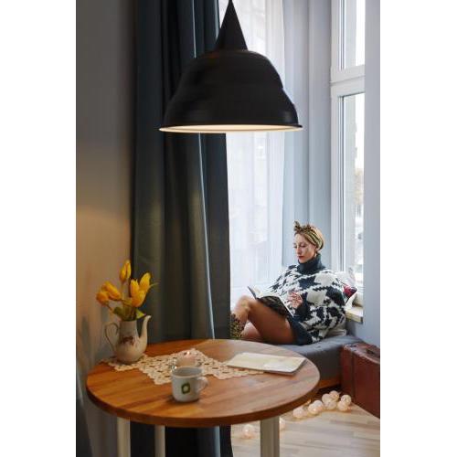 Courthouse Apartments Slavi