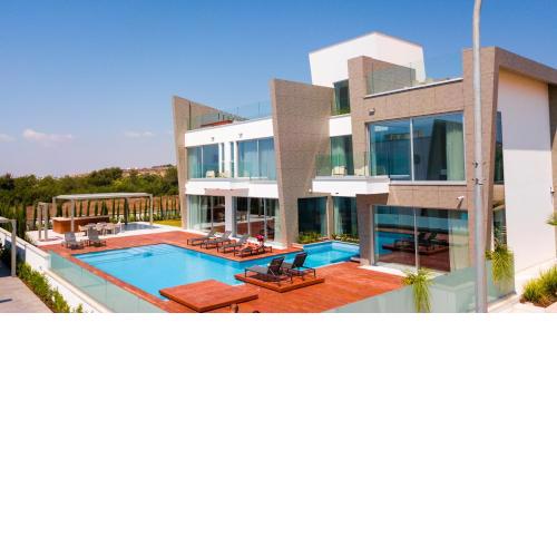 Cove Seaview Villas - Nautica