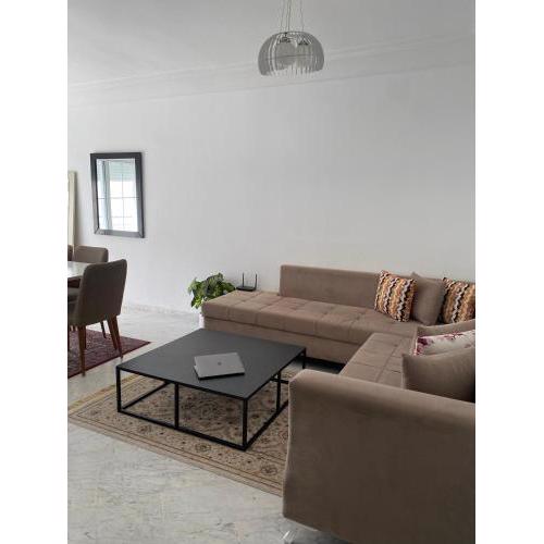 Coya Apartment lac2 - Tunisia Mall & Coffee Lounge 716 Neraby