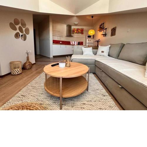 Cozy 1 bedroom apartment next to the gondola