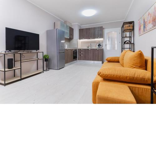 Cozy 2-bed Apartment