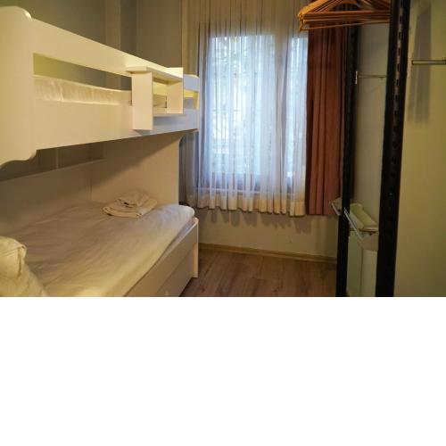 Cozy 2 BR Apartment close to Taksim & Galata Port