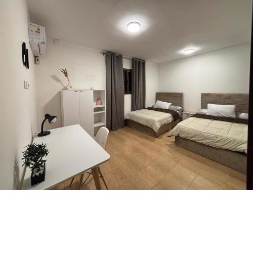 Cozy 2BR city centered apartment