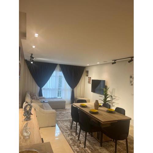 Cozy 3 Bedroom Family Apartment
