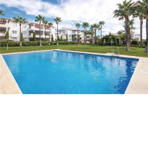 Cozy Apartment In Estepona With Swimming Pool