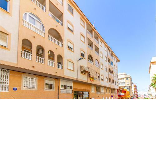 Cozy Apartment In Torrevieja With Wifi