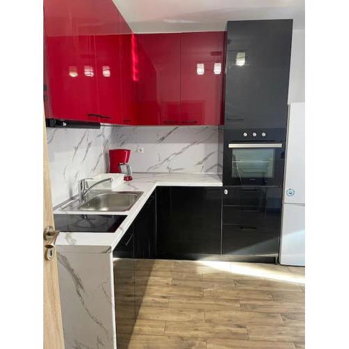 Cozy Apartment in Varna with Parking