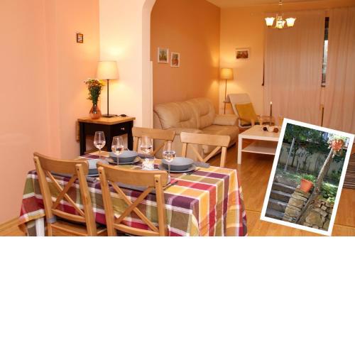 Cozy Central Apt with Garden near Parking and NDK - A HOME Away from Home