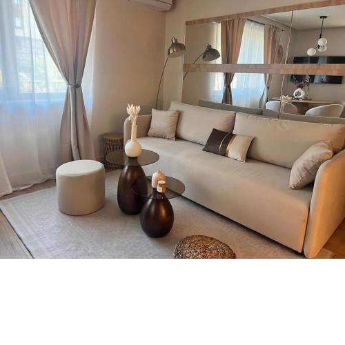 Cozy design 1 bedroom apartment