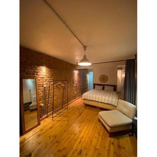 Cozy flat near galata tower and metro station
