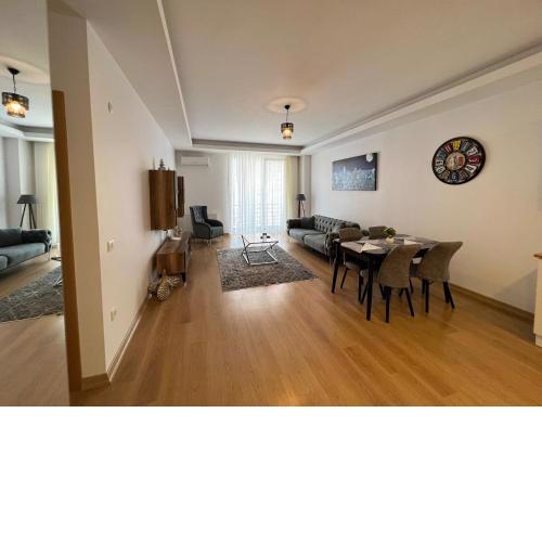 Cozy Homes 1 Room 1 Living Room Apartment