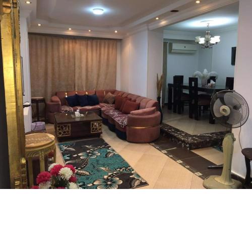 Cozy House 2BR, Airport, WHO