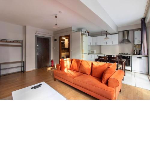 Cozy Modern 1BR w Patio New Building in Maltepe