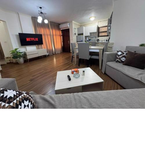 Cozy Modern studio in Rehab
