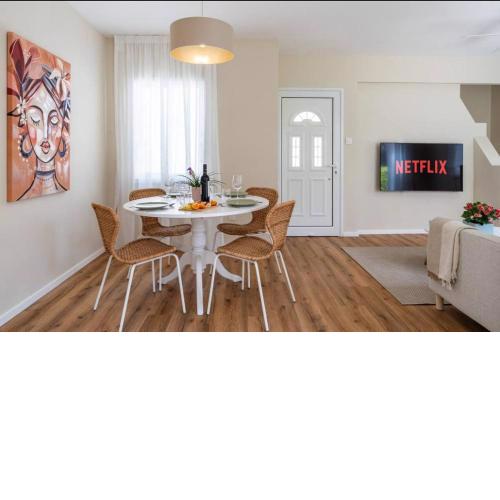 Cozy Nerina Cottage at Harbour Paphos