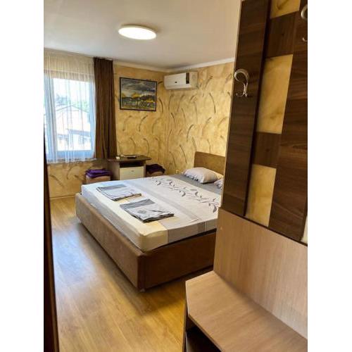 Cozy One-Bedroom Apartment in Sozopol Old Town 1